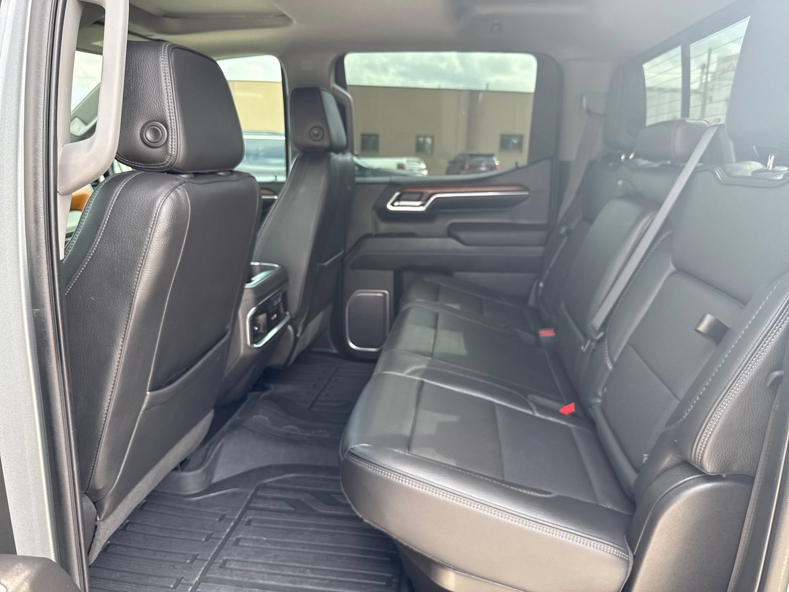 Used 2023 GMC Sierra 1500 Denali w/ Denali Reserve Package AWD/4WD image 29