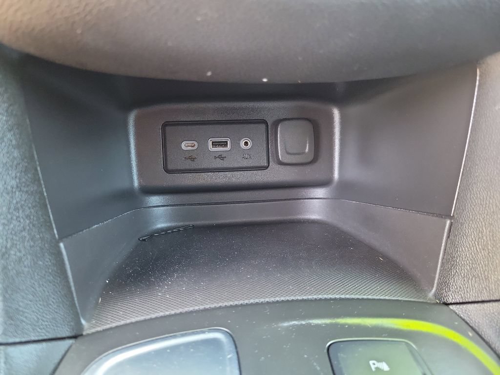 Used 2022 Chevrolet Equinox LT FWD image 34