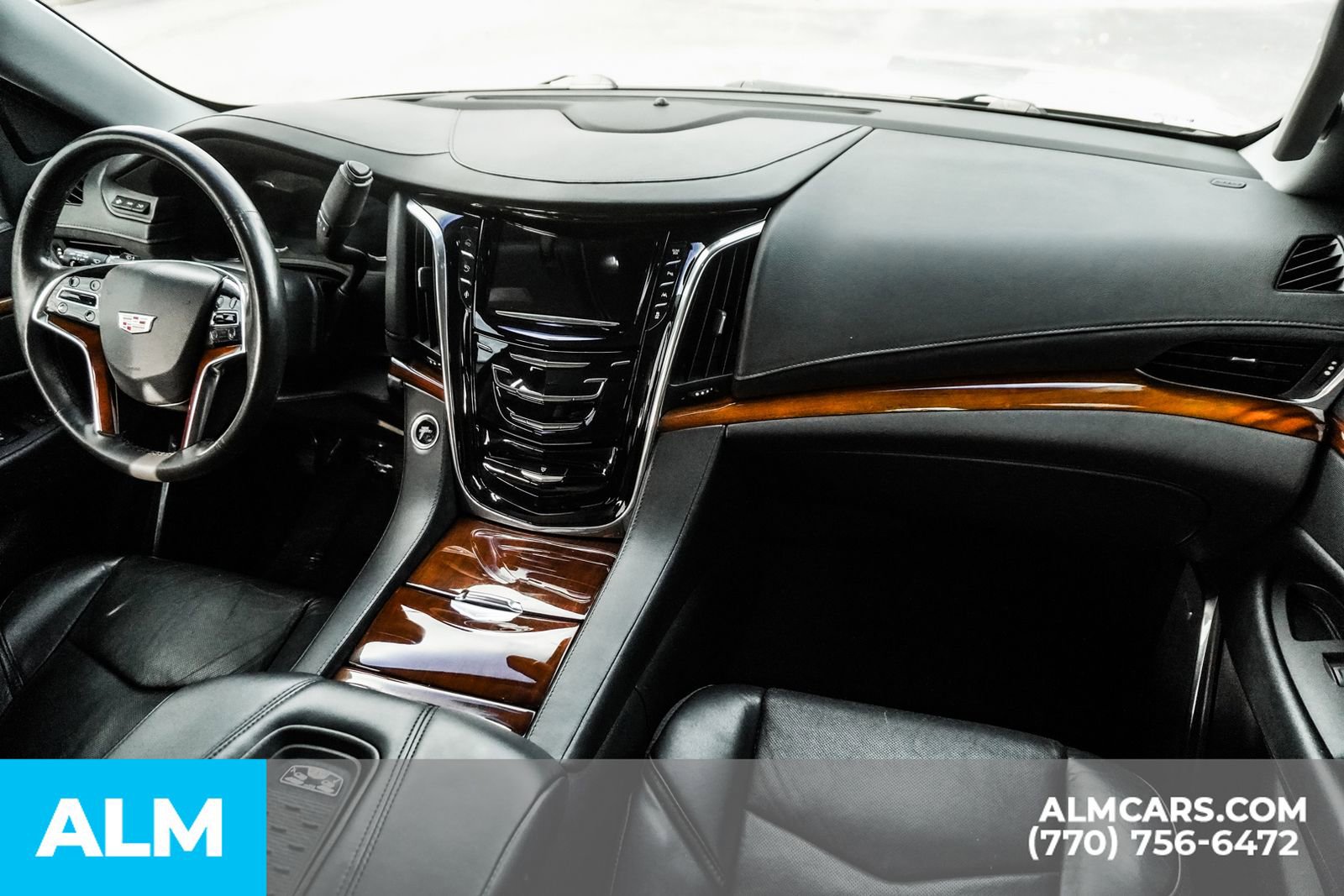 Used 2016 Cadillac Escalade Luxury image 26