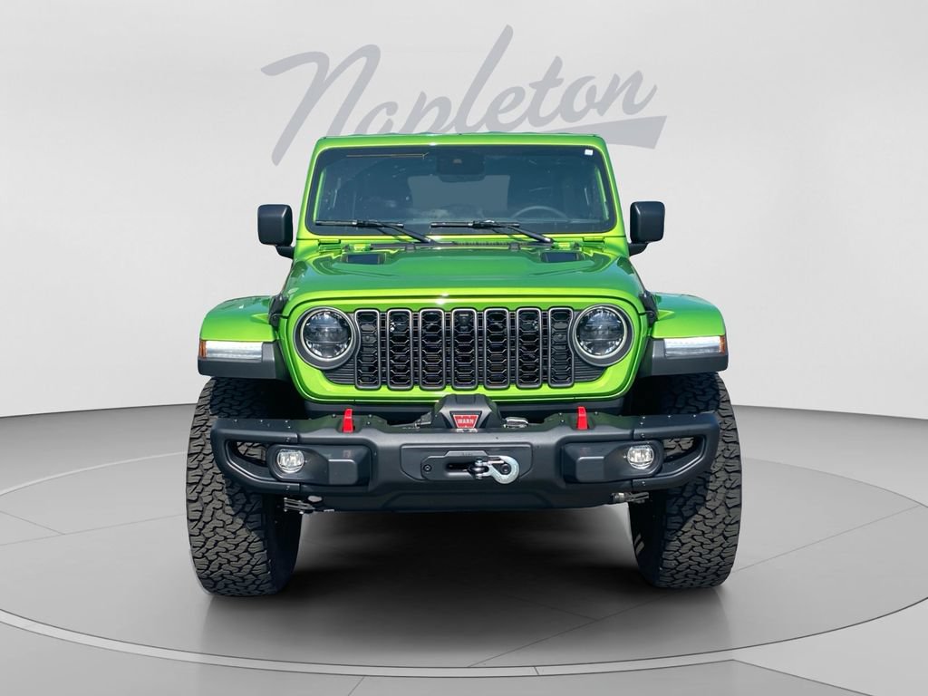 Used 2025 Jeep Wrangler Unlimited Rubicon AWD/4WD image 9
