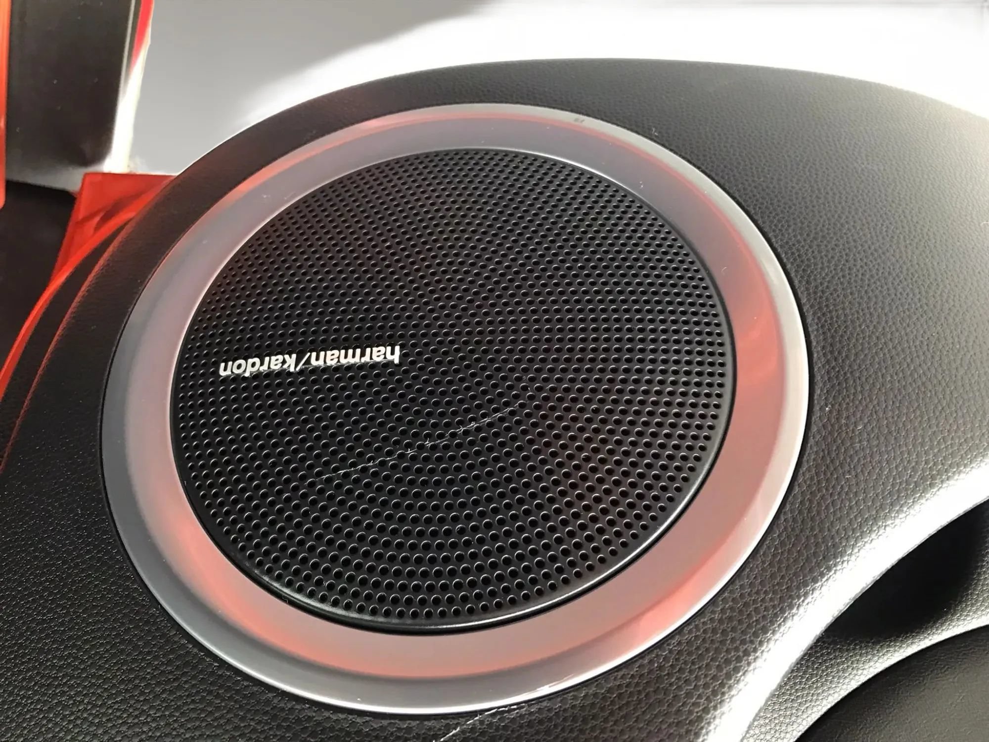 Used 2018 Kia Soul ! w/ Tech Package FWD image 13