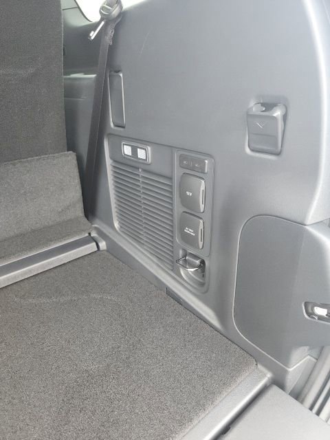 New 2025 Ford Expedition Platinum w/ Stealth Performance Package image 26