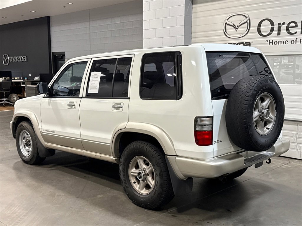Used 2000 Isuzu Trooper S image 21
