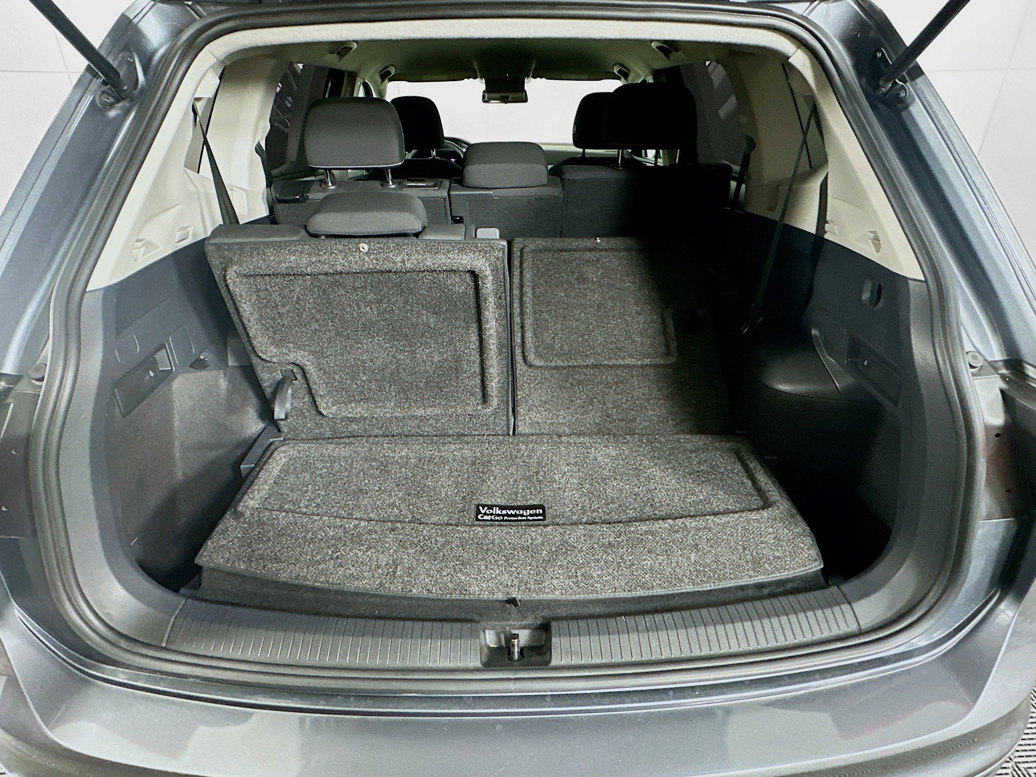 Used 2022 Volkswagen Tiguan S image 28