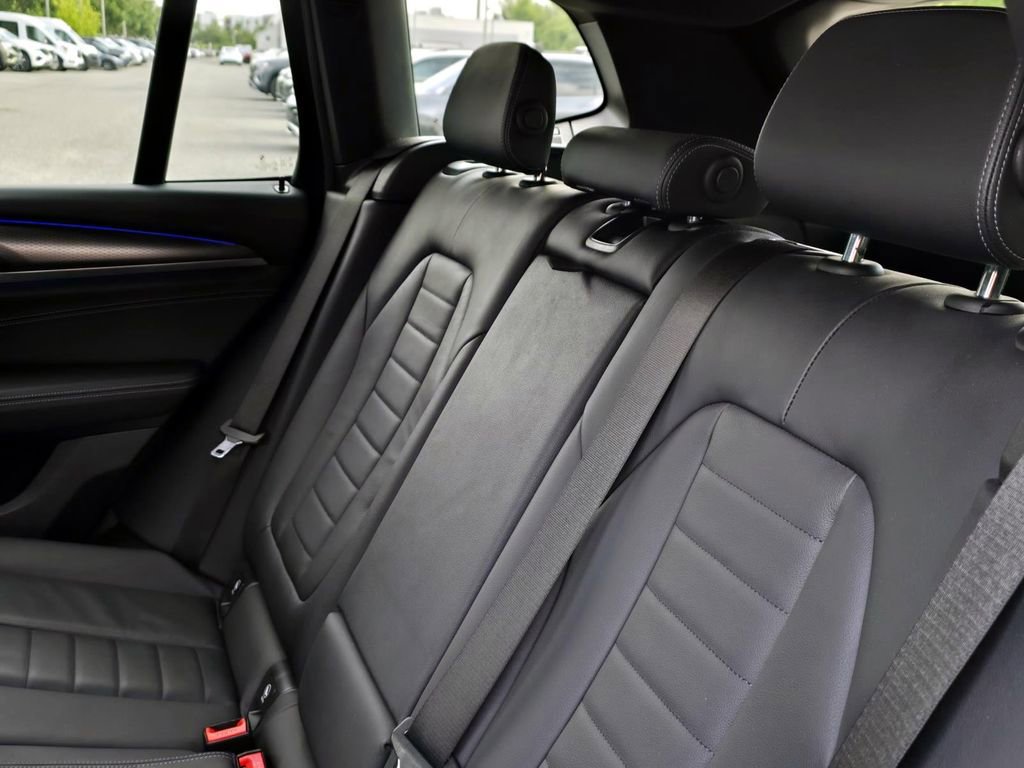 Used 2022 BMW X3 xDrive30i w/ M Sport Package 2 AWD/4WD image 14