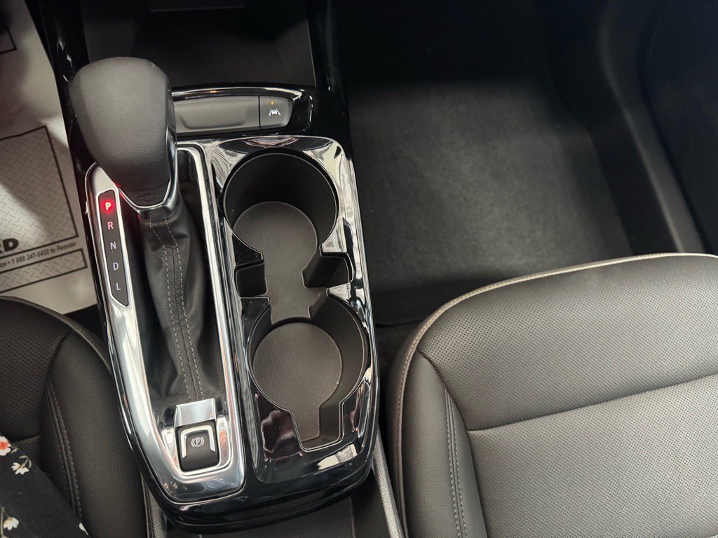 Used 2025 Chevrolet Trax ACTIV w/ Driver Confidence Package image 20