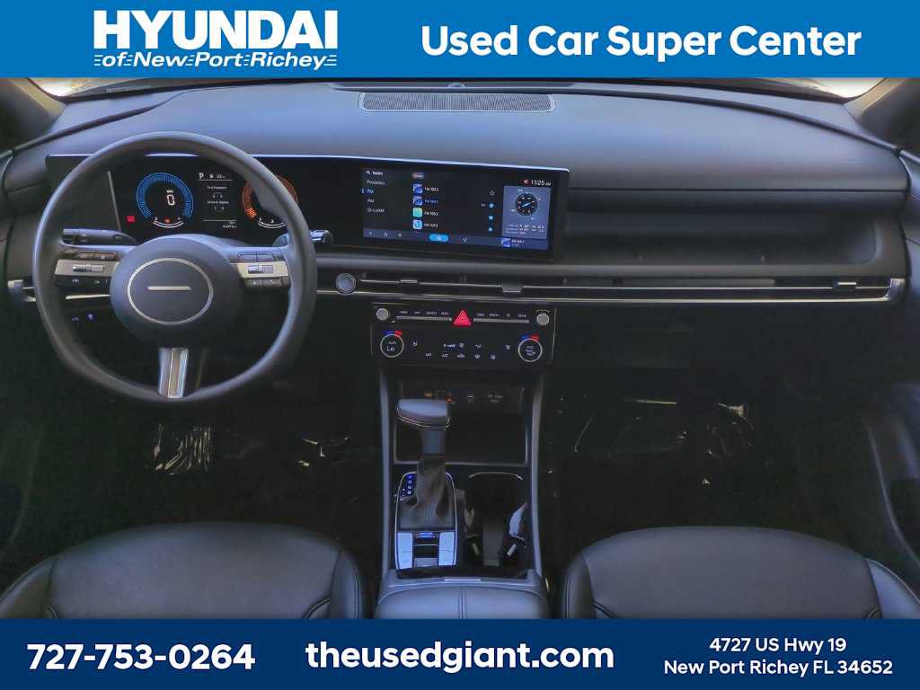 Used 2025 Hyundai Santa Cruz SEL FWD image 16