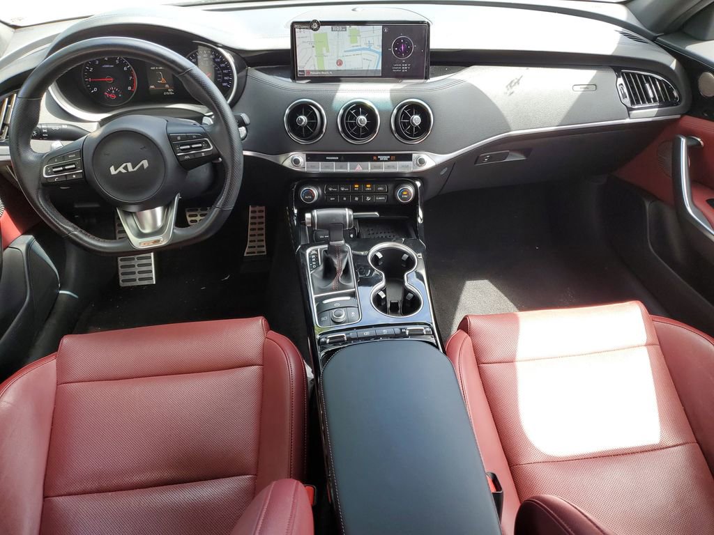 Used 2022 Kia Stinger GT-Line w/ Sun & Sound Package image 11