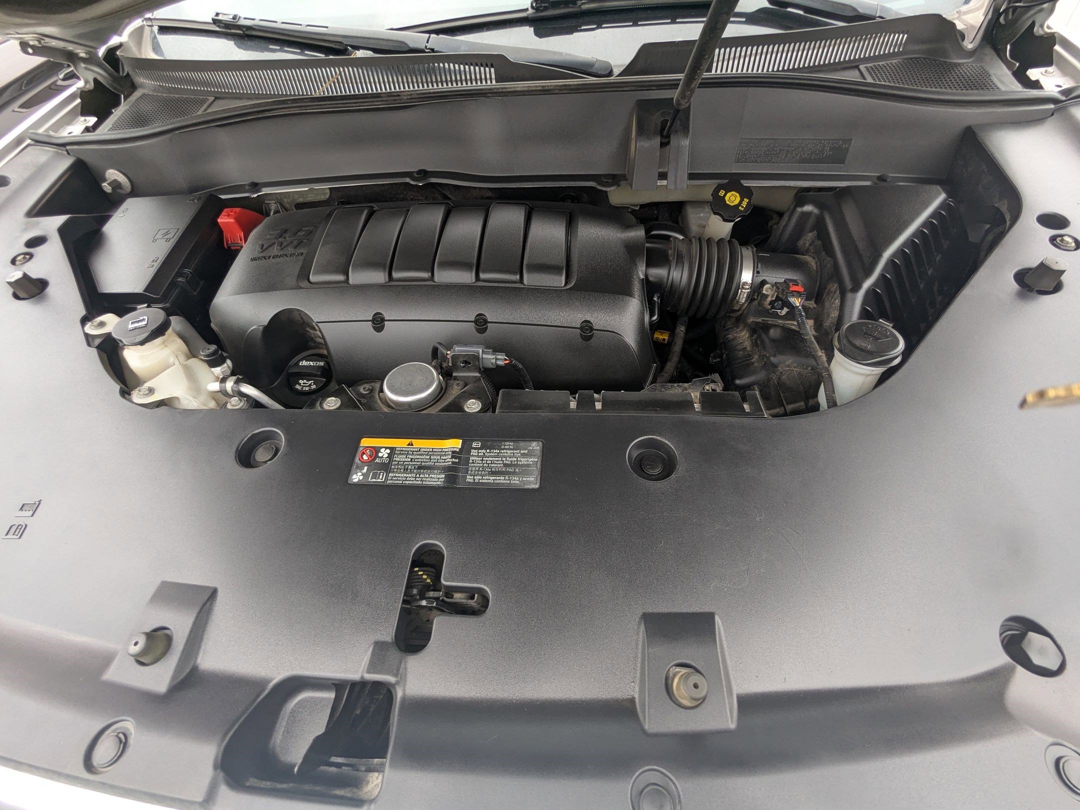 Used 2016 GMC Acadia SLT image 32