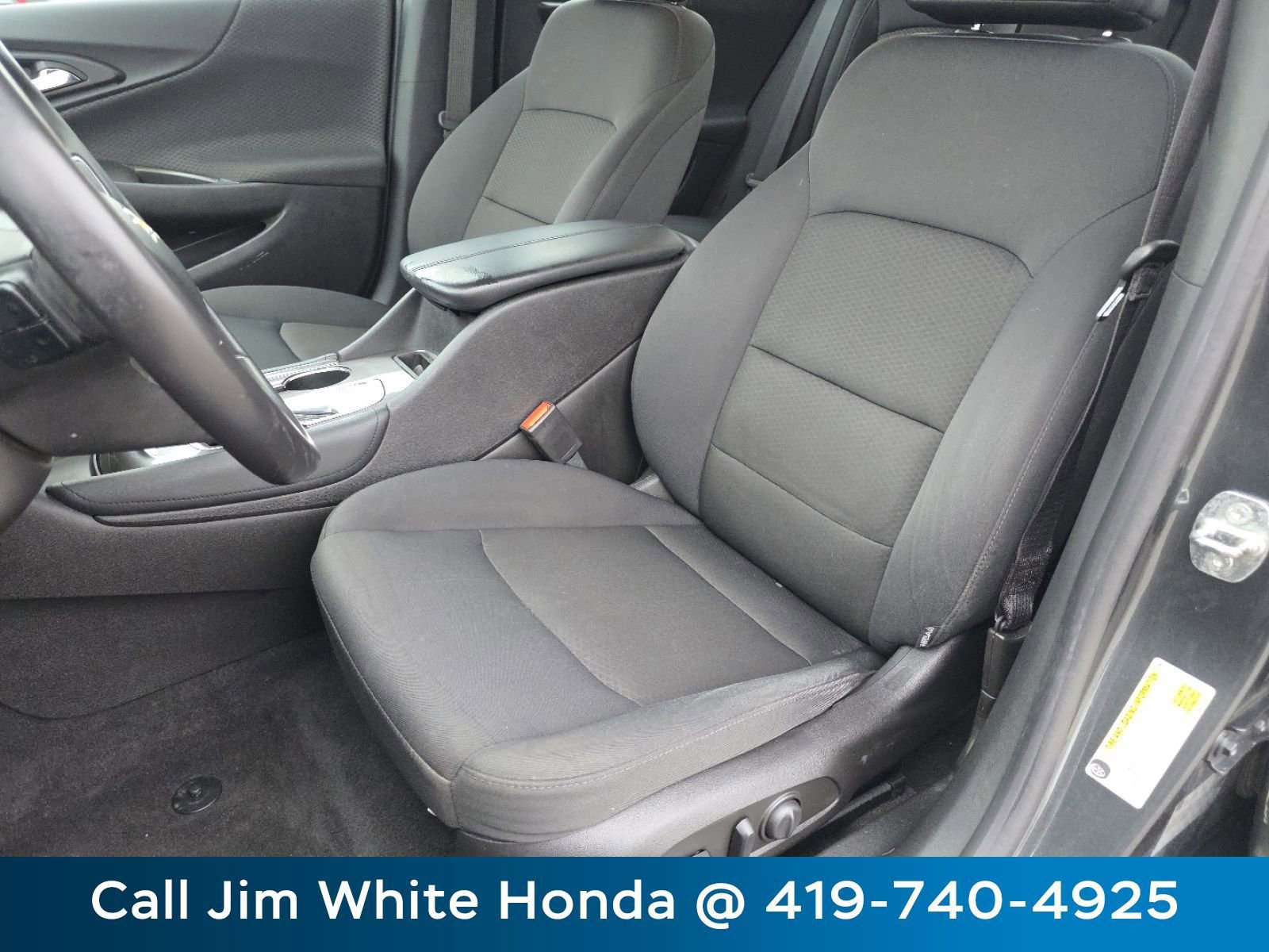 Used 2016 Chevrolet Malibu LT image 25