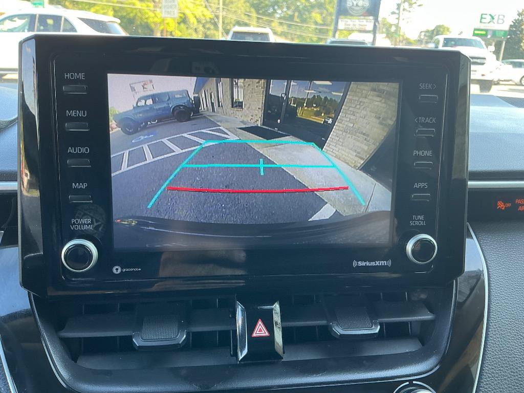 Used 2022 Toyota Corolla LE FWD image 23