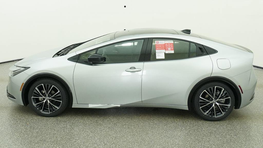 New 2026 Toyota Prius Limited FWD image 31