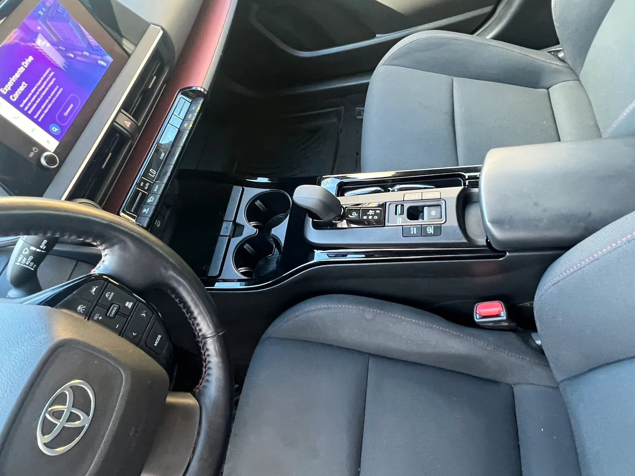Used 2023 Toyota Prius Prime FWD image 15