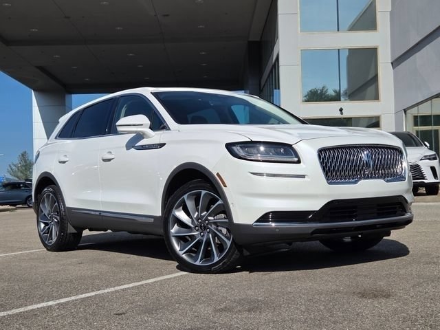 Used 2023 Lincoln Nautilus Reserve w/ Equipment Group 201A AWD/4WD image 2