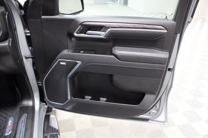 Used 2026 Chevrolet Silverado 1500 LTZ AWD/4WD image 23