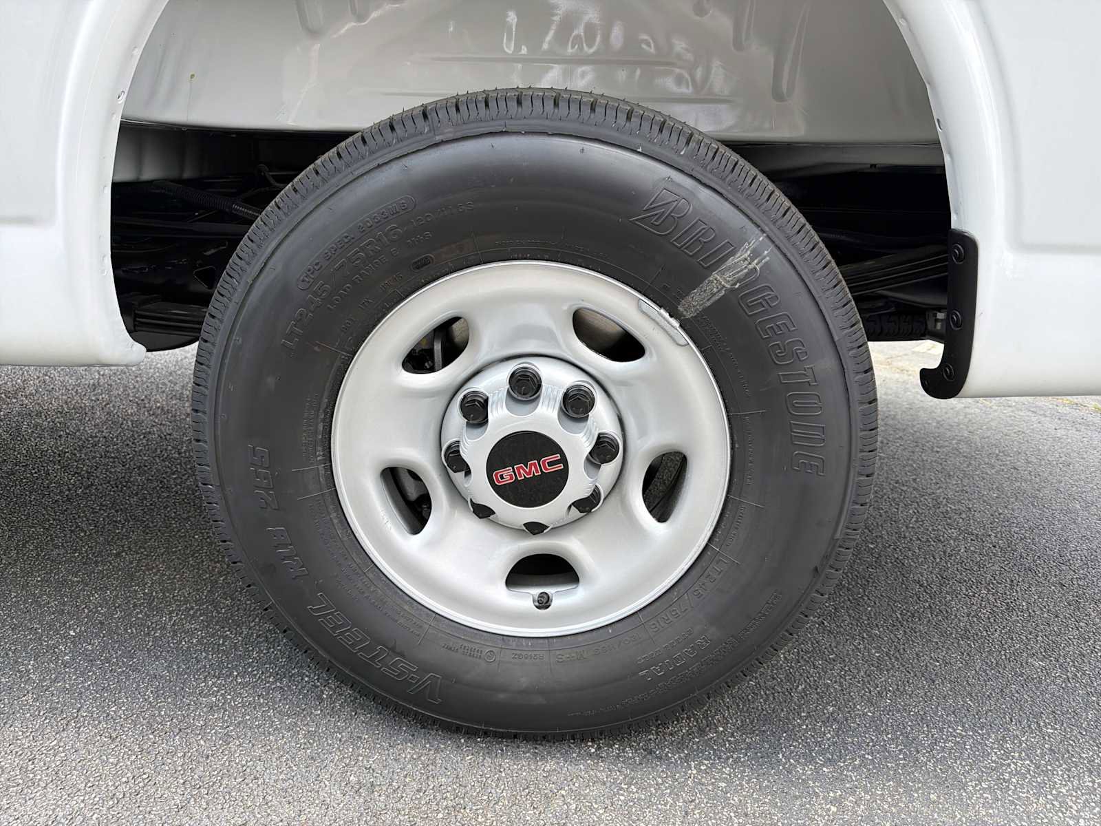 New 2025 GMC Savana 2500 w/ Driver Convenience Package image 22