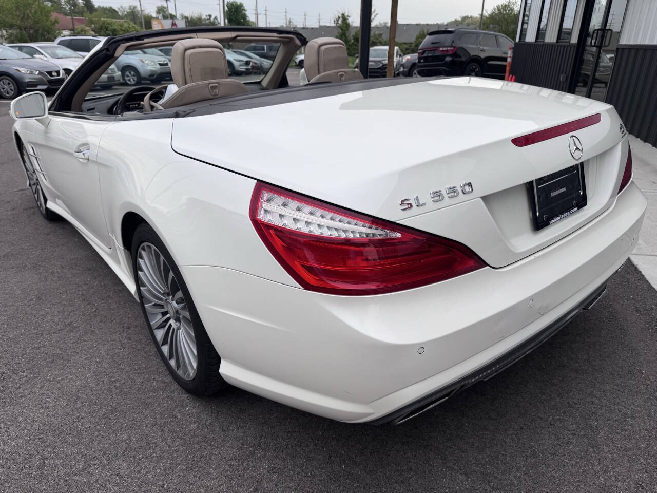 Used 2013 Mercedes-Benz SL 550 image 8