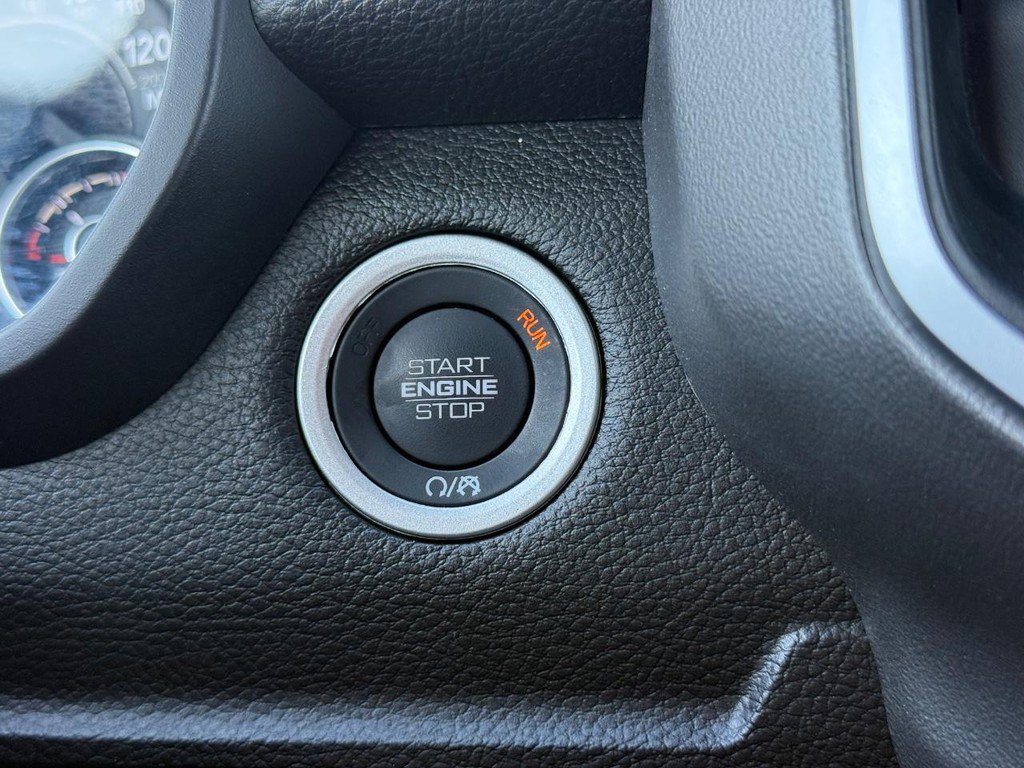Used 2025 RAM 1500 Big Horn AWD/4WD image 16