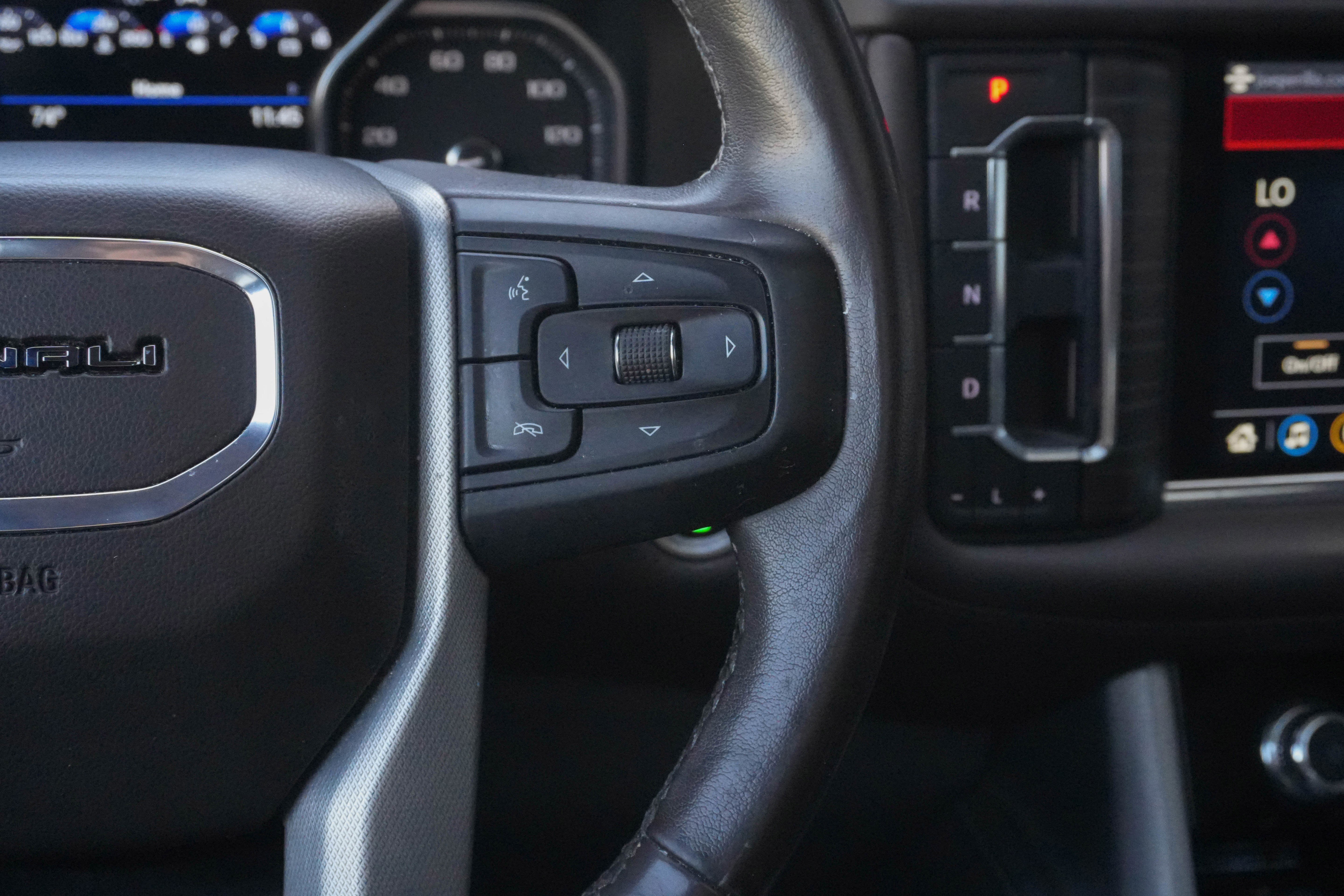 Used 2021 GMC Yukon Denali w/ Denali Premium Package RWD image 21