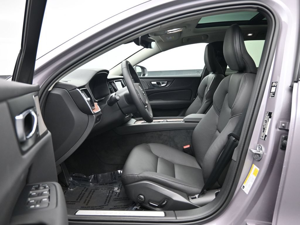 New 2026 Volvo V60 B5 Cross Country Plus w/ Climate Package AWD/4WD image 21