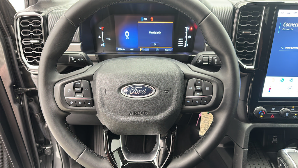 Used 2024 Ford Ranger XLT w/ FX4 Off-Road Package AWD/4WD image 17