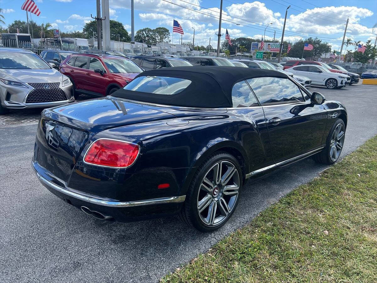 Used 2017 Bentley Continental GT image 5
