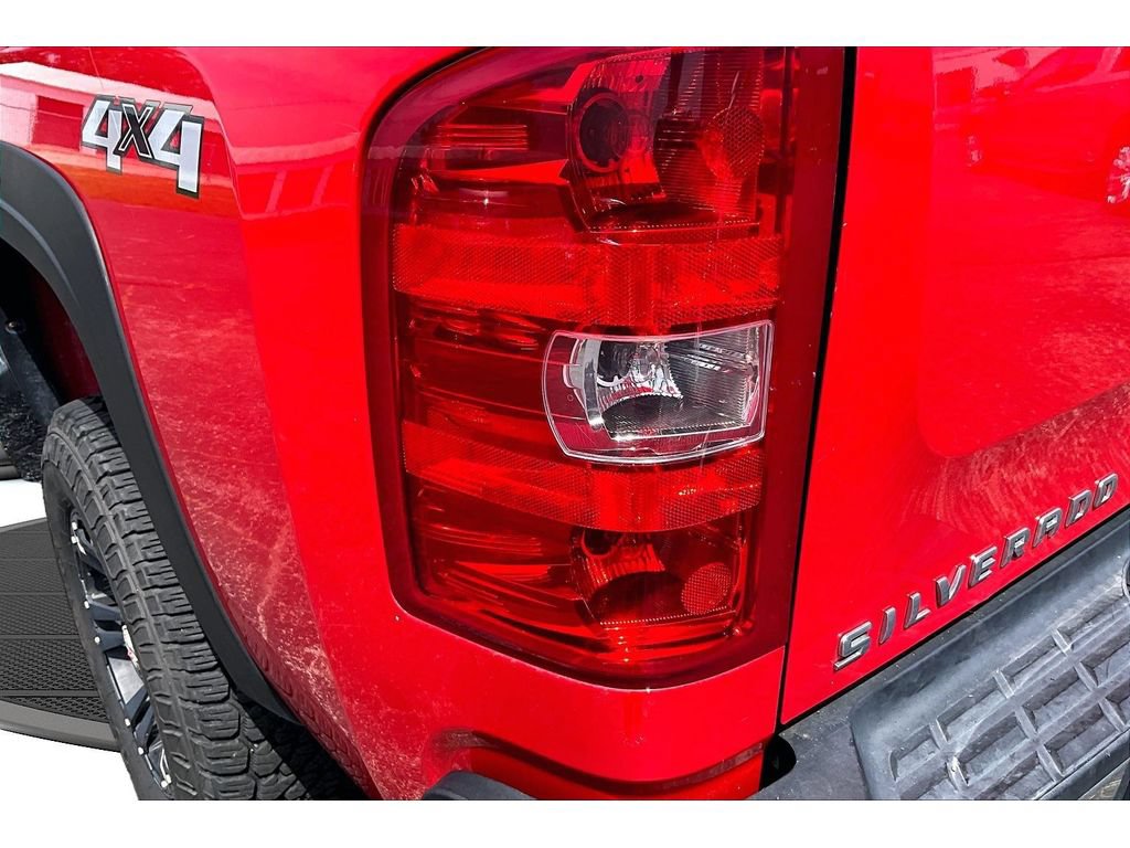 Used 2014 Chevrolet Silverado 2500 LT w/ Snow Plow Prep Package AWD/4WD image 32