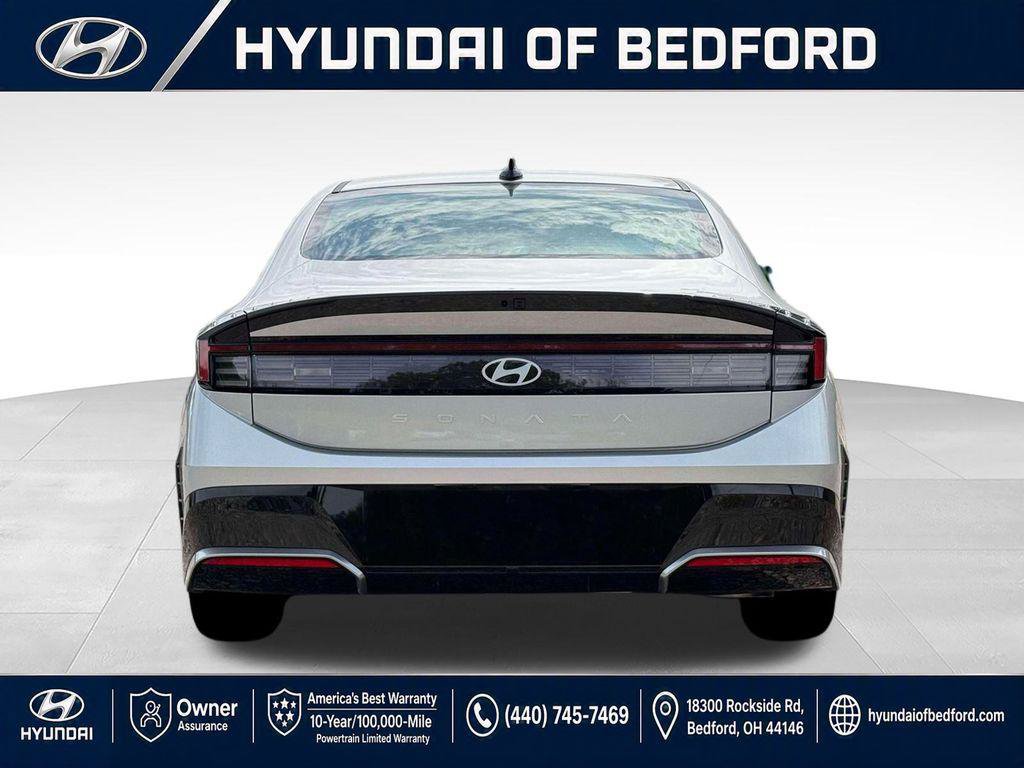 New 2026 Hyundai Sonata SEL FWD image 7