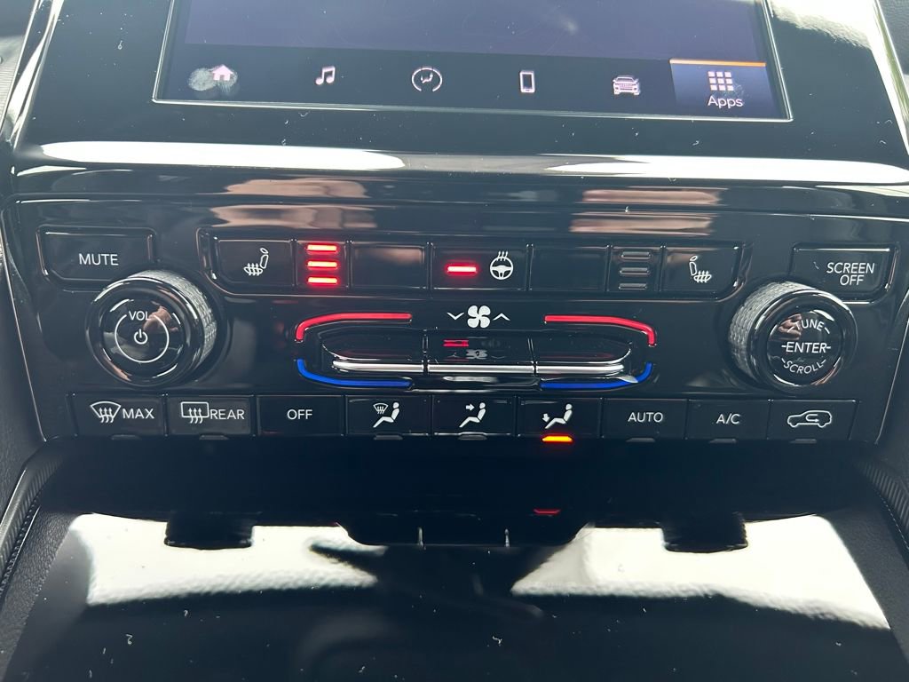 New 2025 Jeep Grand Cherokee L Altitude image 18