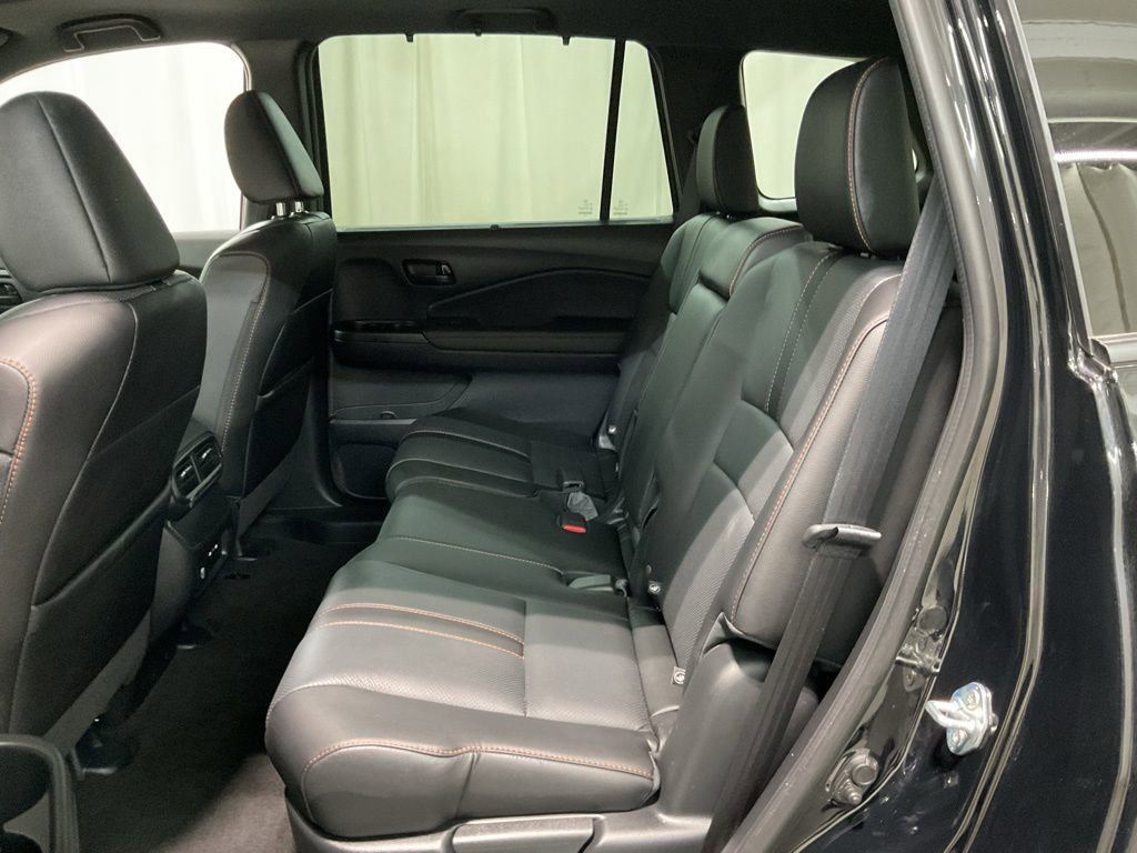Used 2025 Honda Passport TrailSport image 21