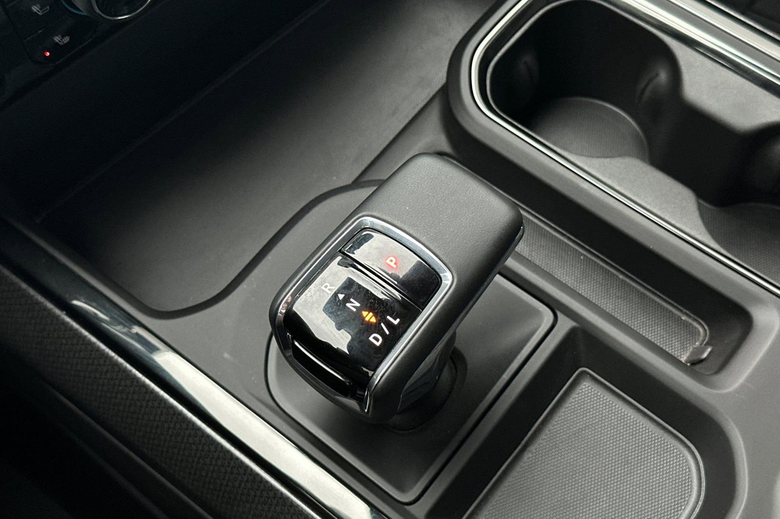 Used 2025 Chevrolet Silverado 1500 ZR2 w/ Technology Package image 29