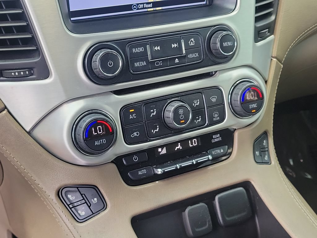 Used 2020 GMC Yukon SLT w/ Premium Edition RWD image 28