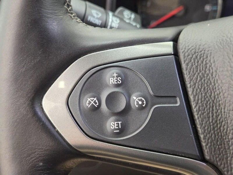 Used 2019 Chevrolet Silverado 1500 LT AWD/4WD image 13