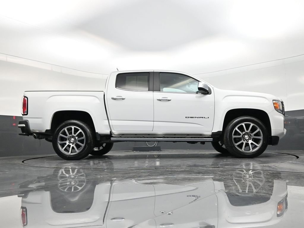 Used 2022 GMC Canyon Denali RWD image 26
