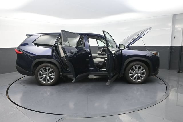 Used 2024 Toyota Grand Highlander AWD Hybrid image 46