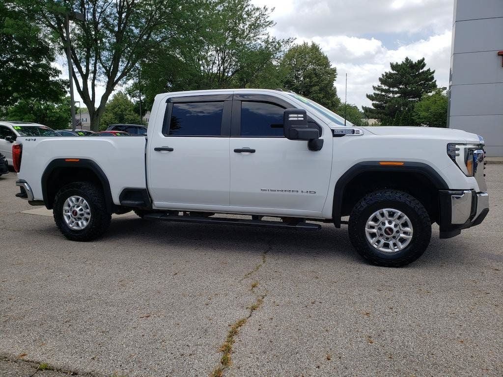 Used 2024 GMC Sierra 2500 Pro AWD/4WD image 4