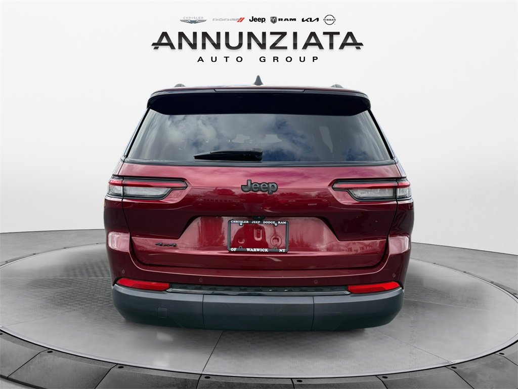 Certified 2023 Jeep Grand Cherokee L Altitude image 4