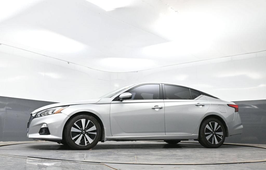 Used 2020 Nissan Altima 2.5 SV FWD image 51
