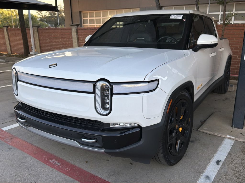 Used 2022 Rivian R1T Launch Edition AWD/4WD image 1