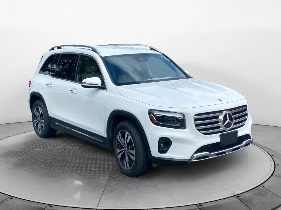 Certified 2025 Mercedes-Benz GLB 250 image 1