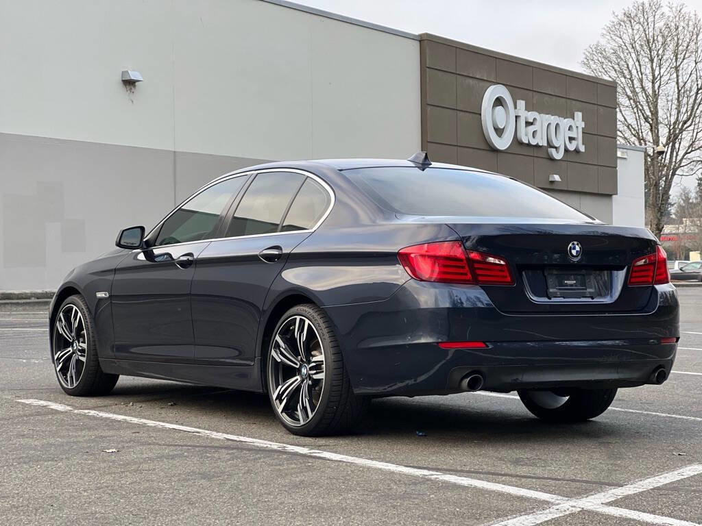 Used 2013 BMW 535i Sedan w/ Technology Pkg image 3