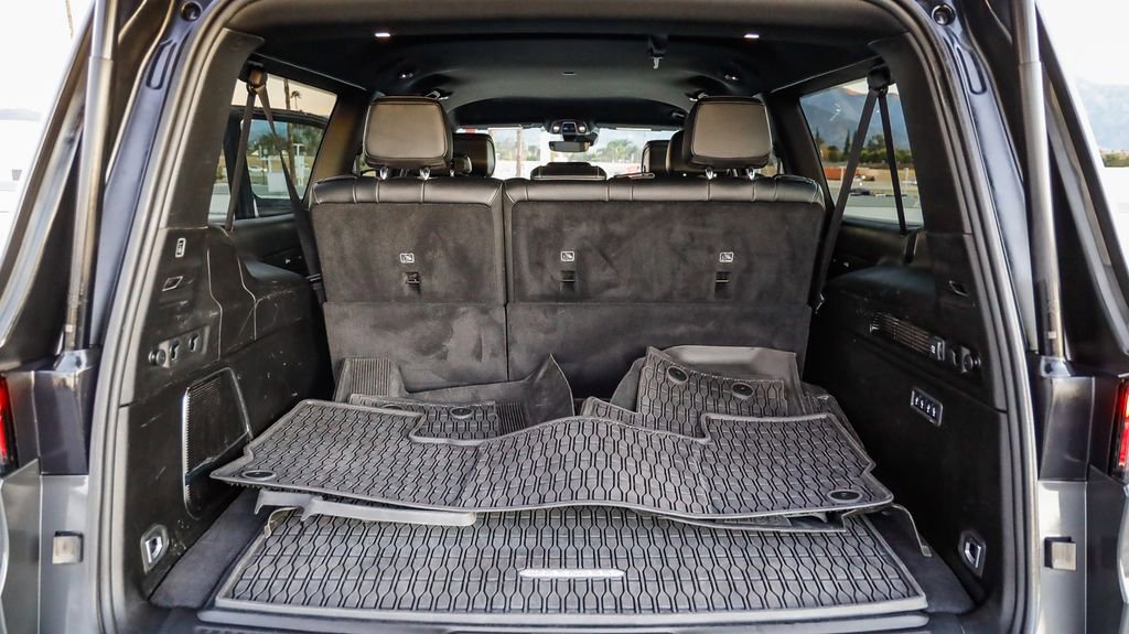 Certified 2024 Jeep Wagoneer L Series II w/ Flexible Seating Group image 27