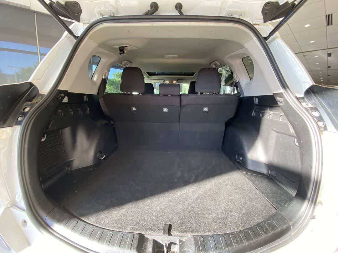 Used 2018 Toyota RAV4 XLE AWD/4WD image 26