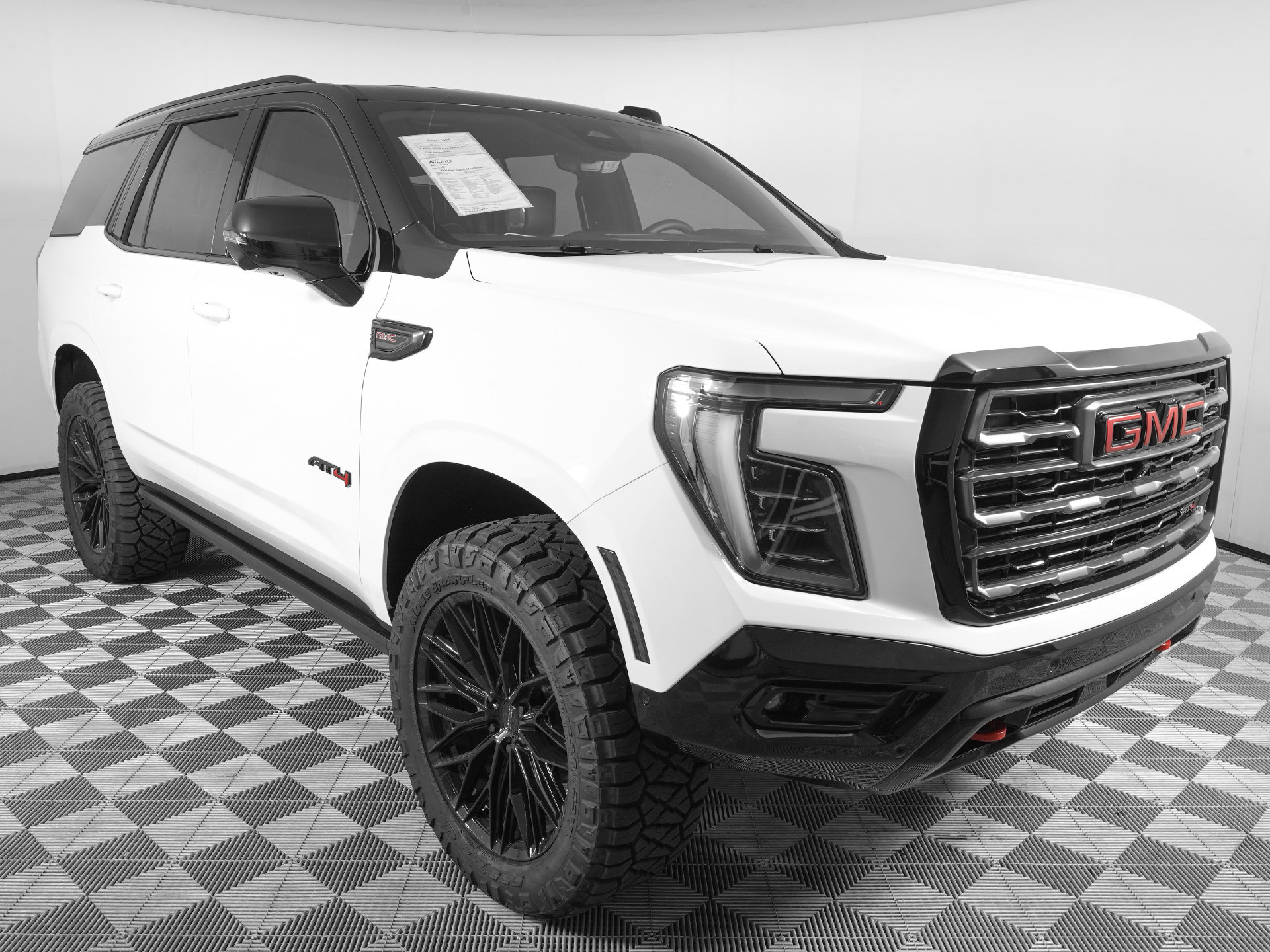 Used 2026 GMC Yukon AT4 Ultimate AWD/4WD image 4