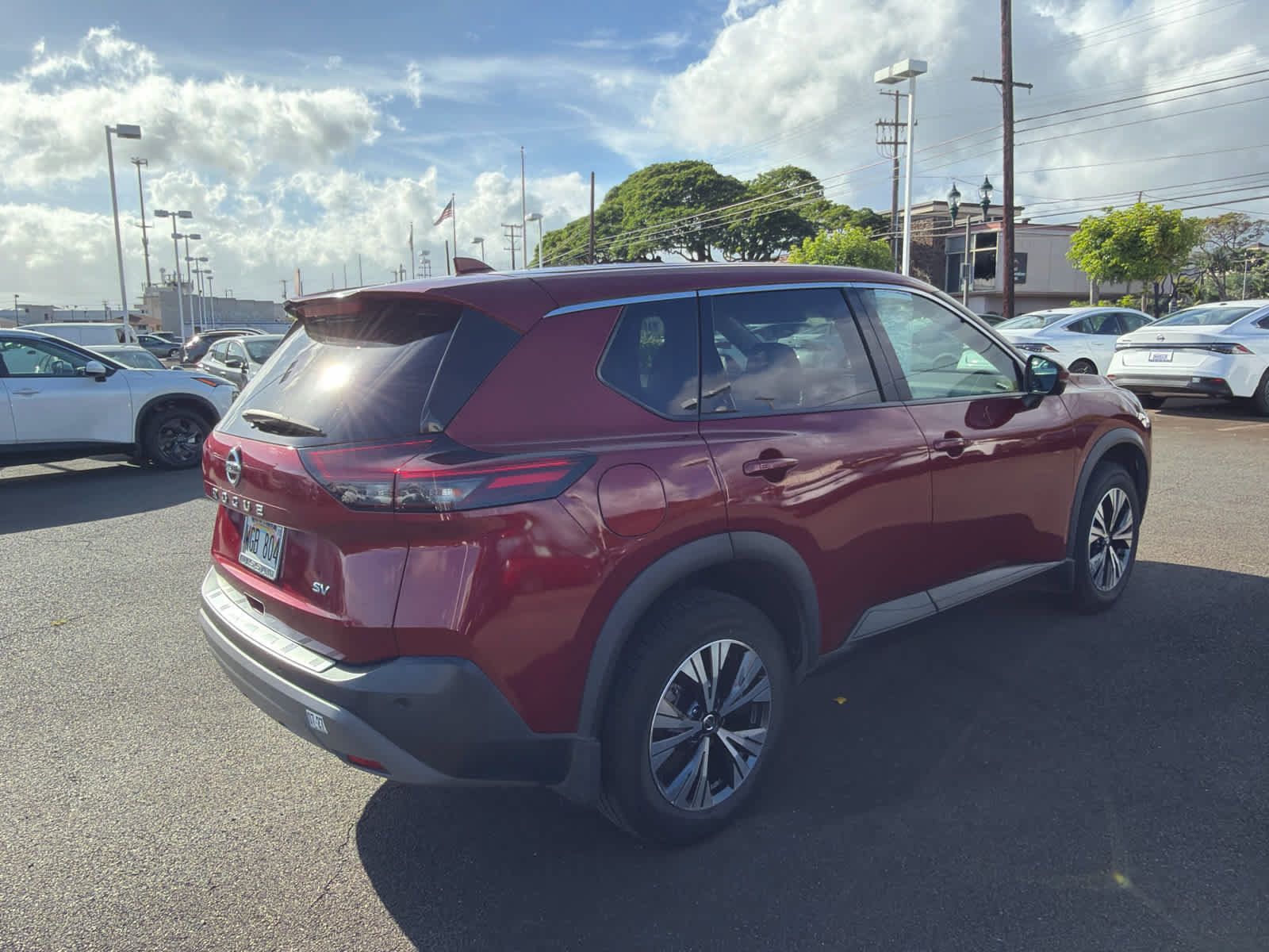 Used 2021 Nissan Rogue SV FWD image 3