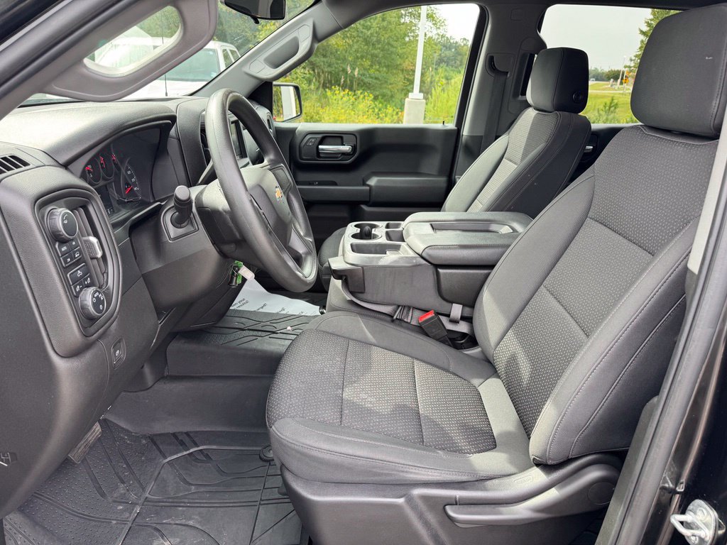 Used 2022 Chevrolet Silverado 1500 Custom AWD/4WD image 12