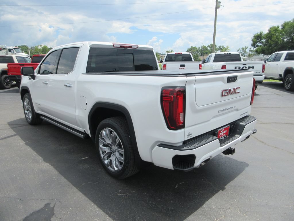 Used 2024 GMC Sierra 1500 Denali AWD/4WD image 11