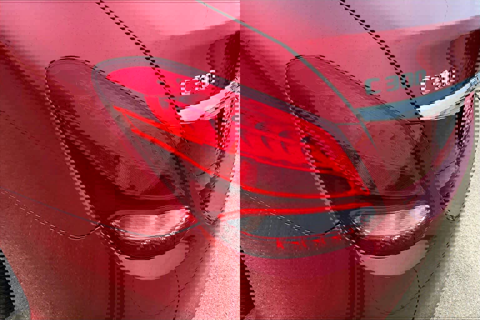 Used 2016 Mercedes-Benz C 300 Sport image 30