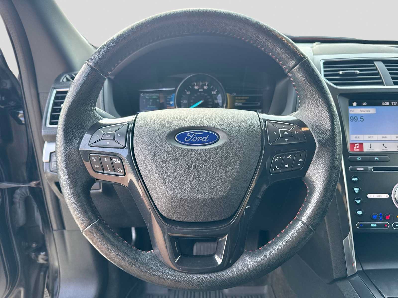 Used 2018 Ford Explorer Sport AWD/4WD image 21