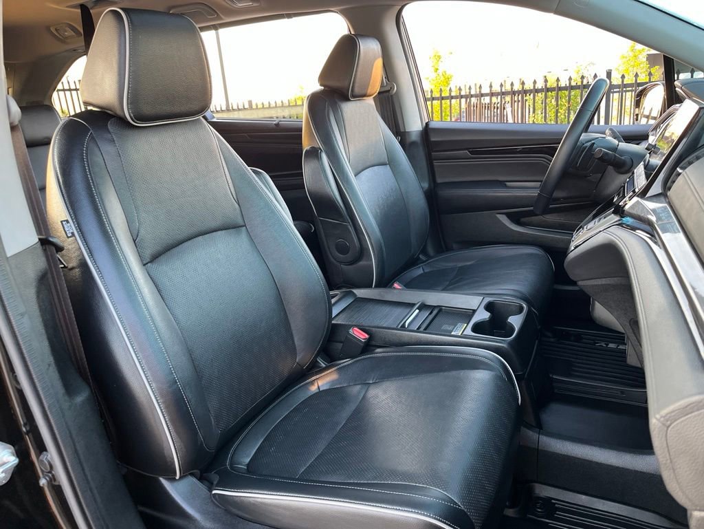 Certified 2022 Honda Odyssey Elite image 30